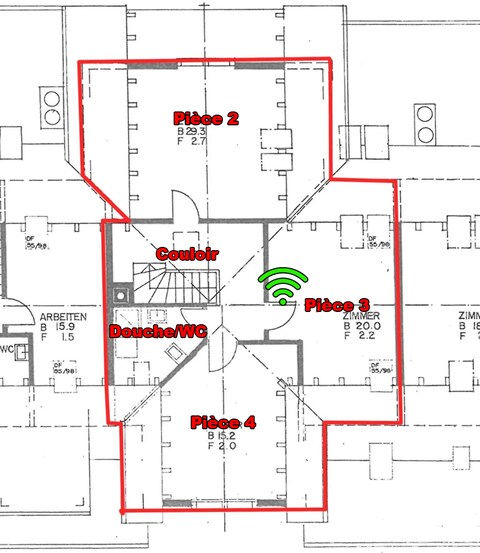 Le deuxième étage. Symbole WiFi vert : emplacement du routeur