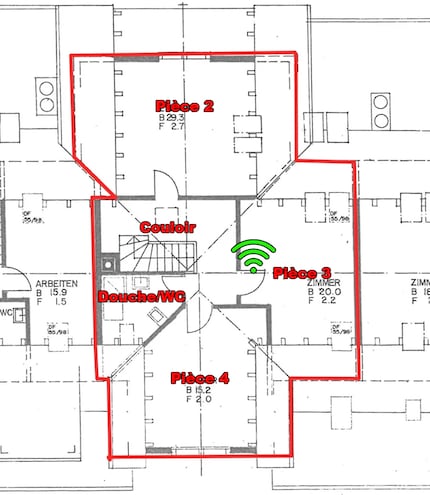 Le deuxième étage. Symbole WiFi vert : emplacement du routeur