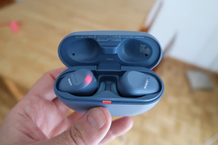 Un design sympa, un bon son, une manipulation laborieuse.