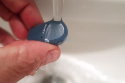 Un lavage et une pose s'il vous plaît.