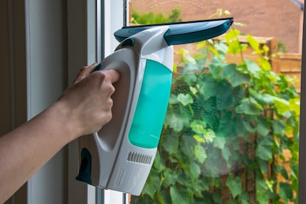 Leifheit Dry & Clean pulisce anche dall'interno.