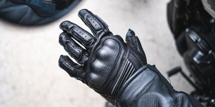 Der matte Carbon Protector sieht gut aus