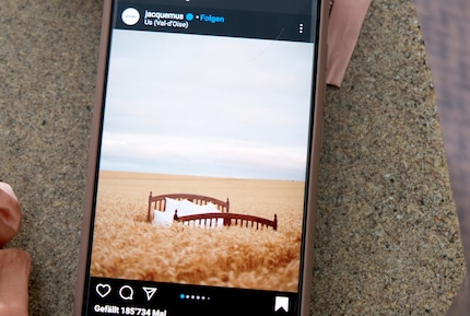 Molti blogger si ispirano alla sfilata primavera-estate 2021 di Jacquemus. Insa post: «jacquemus»