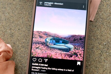 I letti sono molto popolari anche come motivo per i rendering 3D. Insta post: Yomagick, «yomagick»