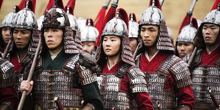 Mulan se bat pour sa place dans la grande armée qui doit défendre la Chine.