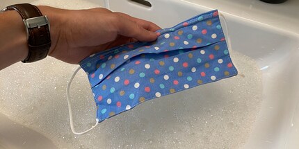 Lavez votre masque avant la première utilisation.
