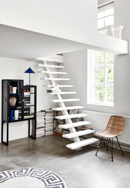 ...oder unterhalb von Treppen platzsparend untergebracht. Bild: HK Living
