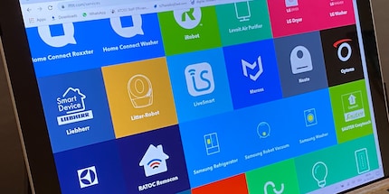 In uno dei tanti applet puoi trovare una soluzione al tuo problema di smart home.
