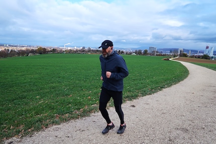 Quando il gioco si fa duro: la musica mi motiva quando faccio jogging.