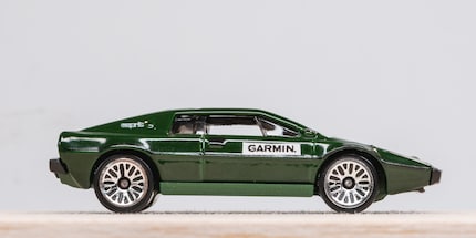 Pirmin Caviezel mit seinem Lotus Esprit.