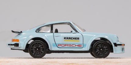Jan Schäfer mit seinem Porsche 934.