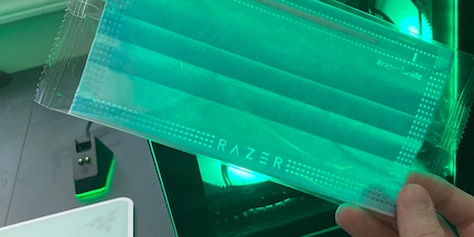 Razer ha regalato oltre un milione di queste mascherine. Immagine: Reddit/zerprofniloc