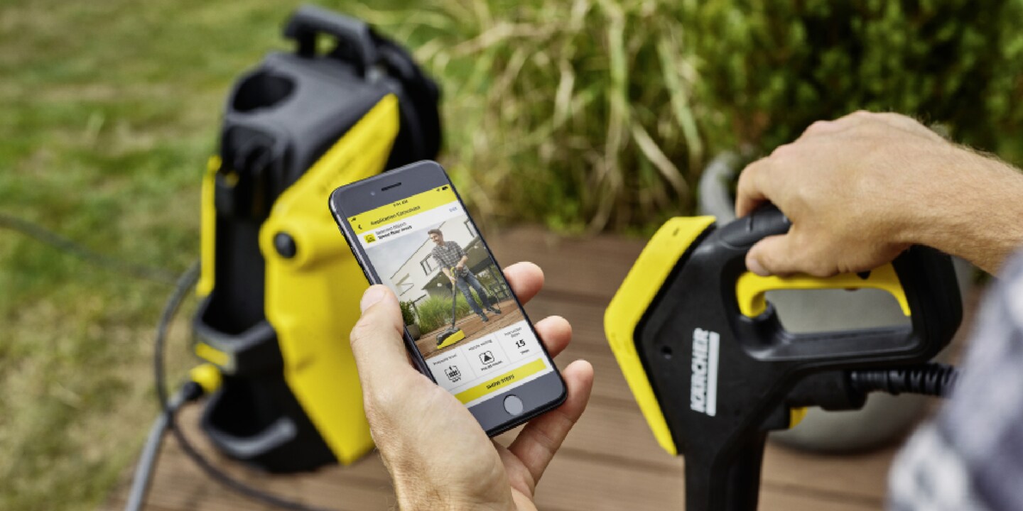 The K7 Premium Smart Control can be connected to the app via Bluetooth.