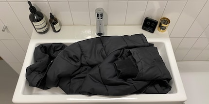Mein Lavabo ist zu klein für eine grosse Winterjacke mit Daunenfüllung.