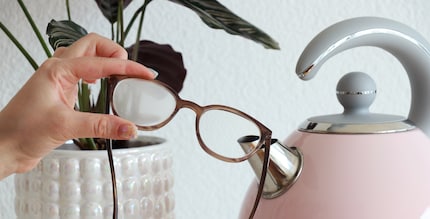 Le verre non traité s'embue, l'autre pas.