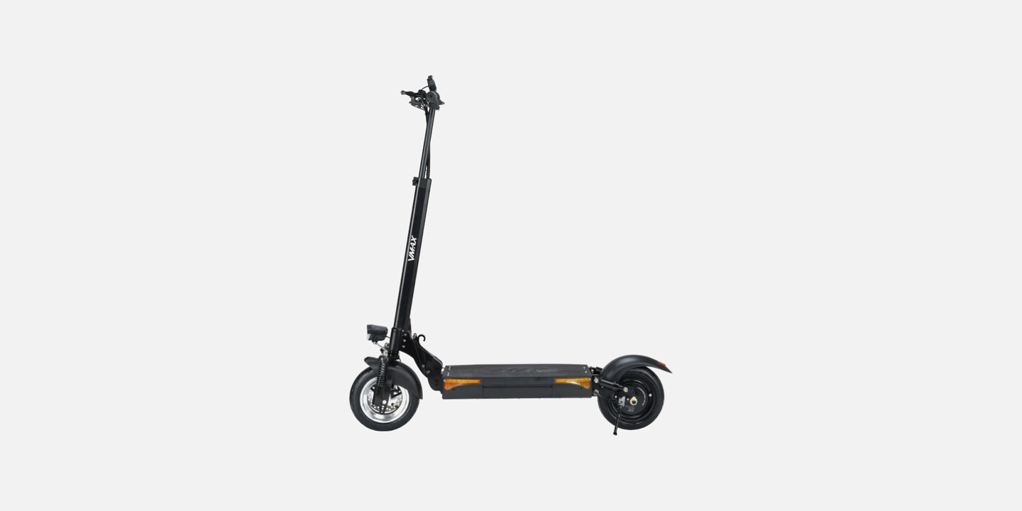 Glissez avec élégance sur l'asphalte avec les trottinettes électriques de VMAX