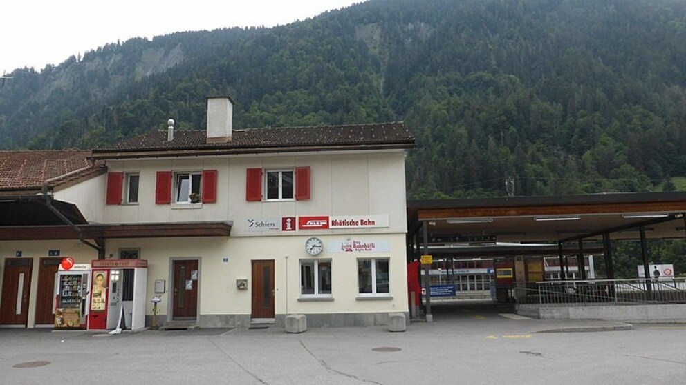 Schiers GR, wo ich guter Kunde der Calanda-Brauerei war.