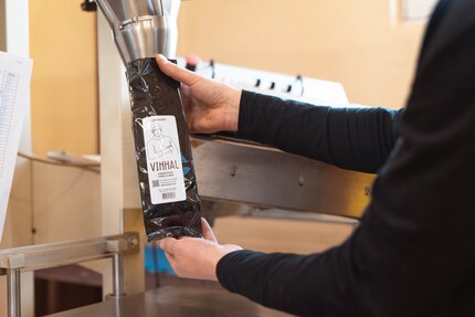 Il caffè di Rafael Vinhal pronto per essere confezionato