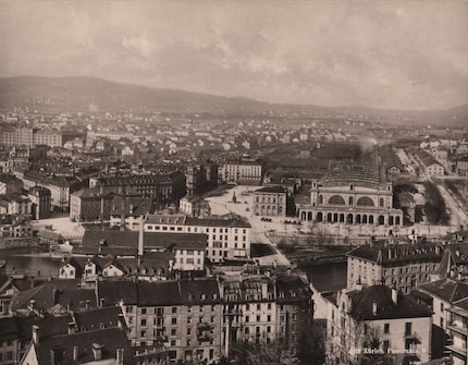 1895. Links das Gedeckte Brüggli.
