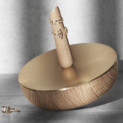 Cette boîte « Arca » convient parfaitement aux bijoux. Et en plus, cet objet est un bijou en soi. Photo : Chicura.
