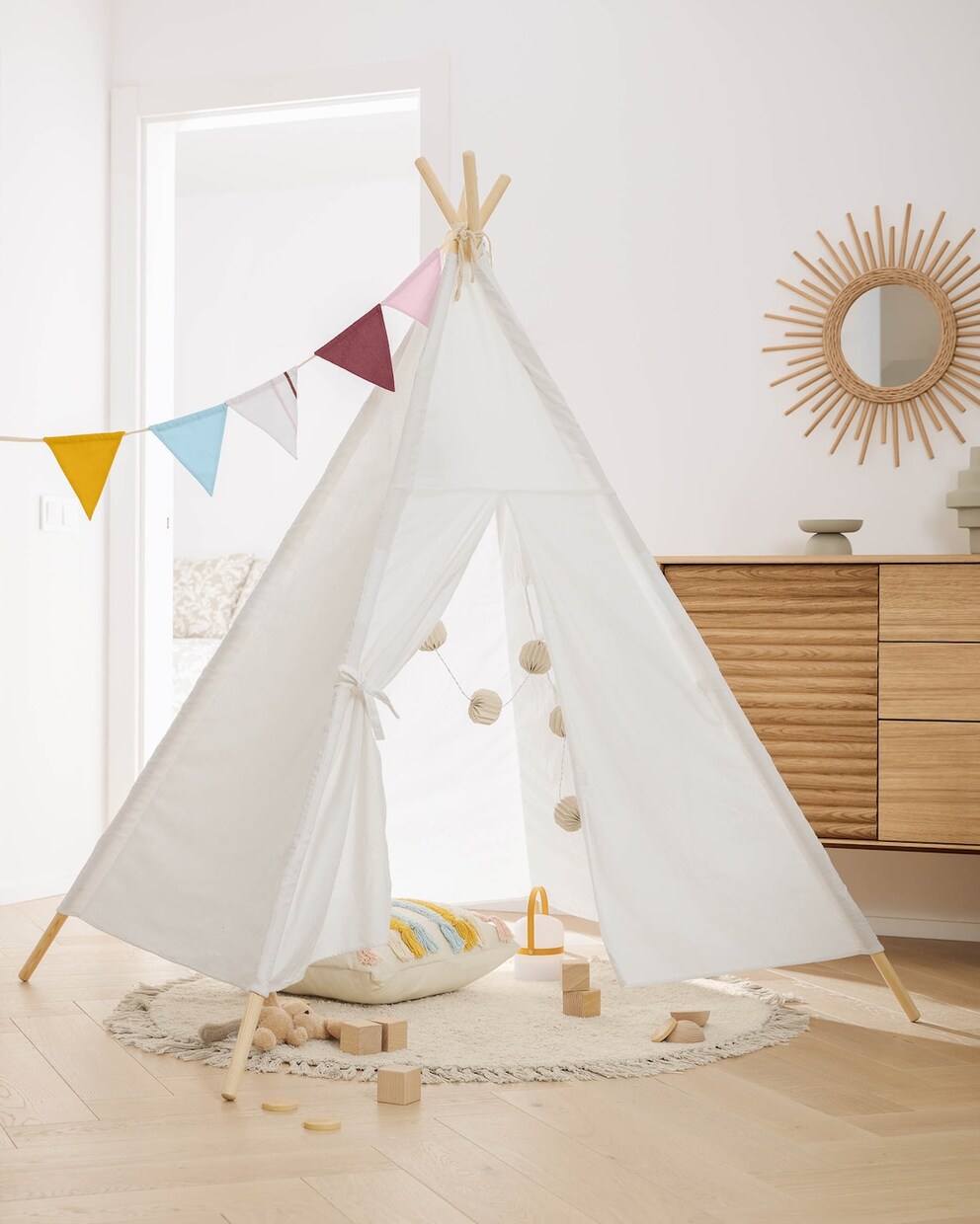 La tenda da gioco «Darlyn» porta l'avventura nella stanza dei bambini. Immagine: Kave Home