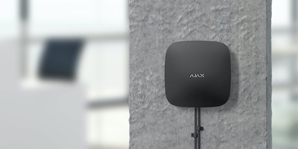 Ajax Hub: una delle quattro stazioni base del produttore ucraino di smart home. Immagine: ajax.systems