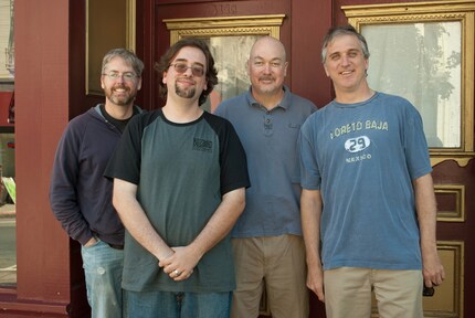 Das ehemalige Condor-Team mit David L. Craddock, dem Author der Blizzard-Biographie «Stay Awhile and Listen». Von links: David Brevik, David L. Craddock, Erich Schaefer und Max Schaefer. Bild: David L. Craddock