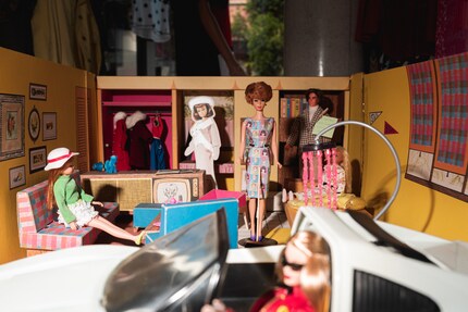 La prima casa di Barbie della Mattel del 1961. All'epoca era completamente di cartone.