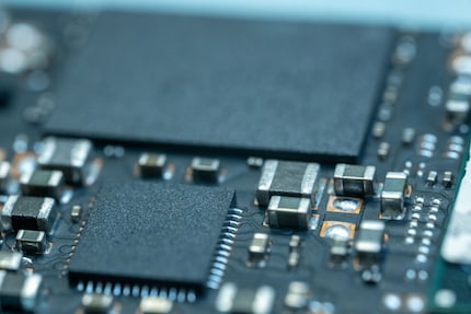 Some manufacturers replaced the NAND-Flash, others the controller, and still others did both.