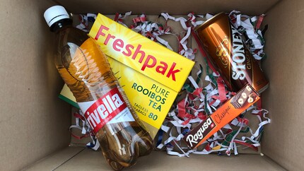 It’s best to put things into boxes rather than people. I can like both rooibos and Rivella, one of them, or neither.