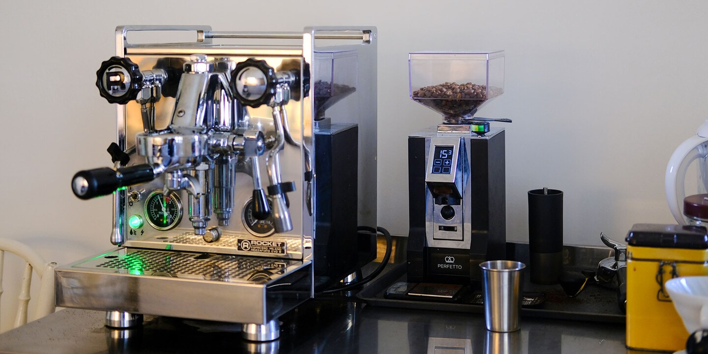 So putzt du deine Siebträgermaschine und Mühle