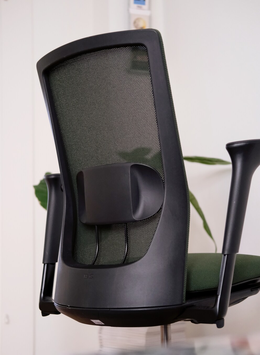 The lumbar support is adjustable.