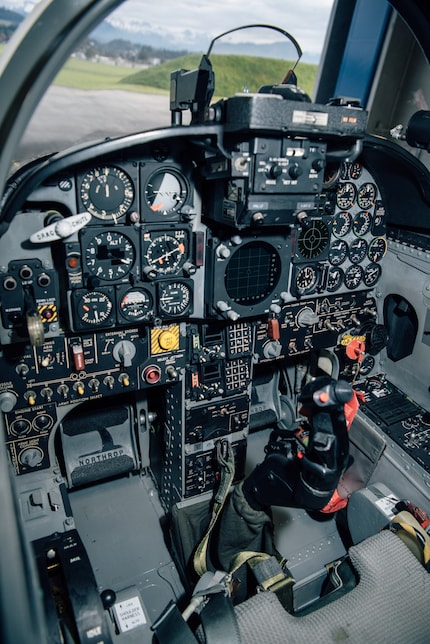 Der Blick ins nicht geheime Tiger-F-5-Cockpit