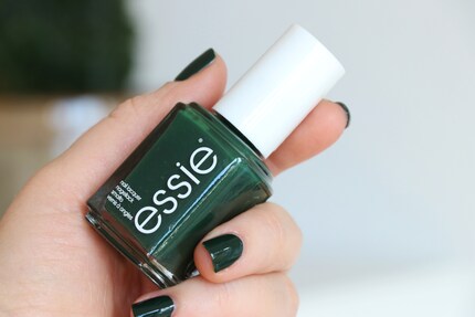 J'ai trouvé mon vernis pour la période de Noël.