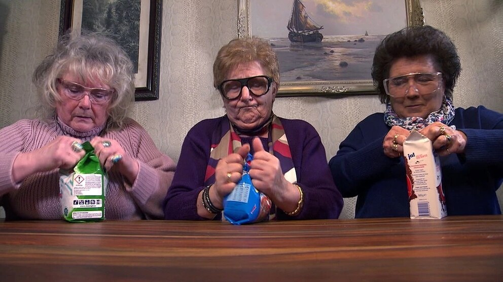 Der Norddeutsche Rundfunk (NDR) lässt Hausfrauen testen, wie gut sie Verpackungen öffnen können. Ergebnis: nicht so gut.