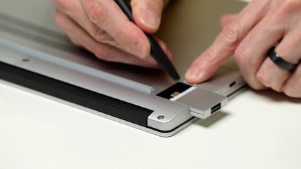 Les modules tiennent bien, mais on peut facilement les retirer.