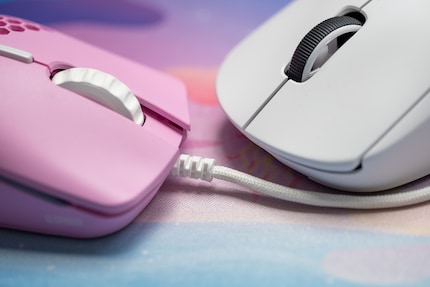 Se i mouse senza fili sono collegati tramite 2,4 GHz, non sono più lenti di un modello cablato.