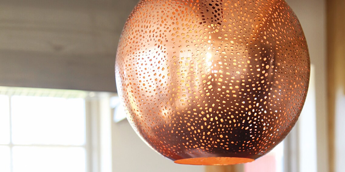 Des lampes en cuivre pour la saison froide