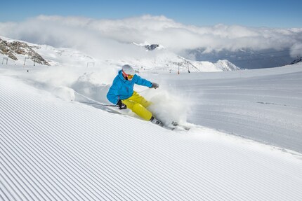 The Hooligan races down the slope at way too high a speed.