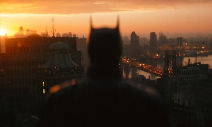 Scene come questa sono rare. Il film si svolge al 95% di notte.