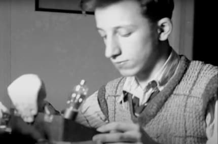 Ralph Baer, alors ingénieur en télévision, dans les années 1930.