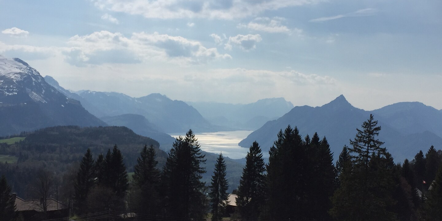 Descente Ibergeregg et vue sur le lac des Quatre-Cantons