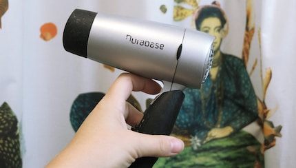 Même ce petit sèche-cheveux de voyage nécessite 1000 watts.