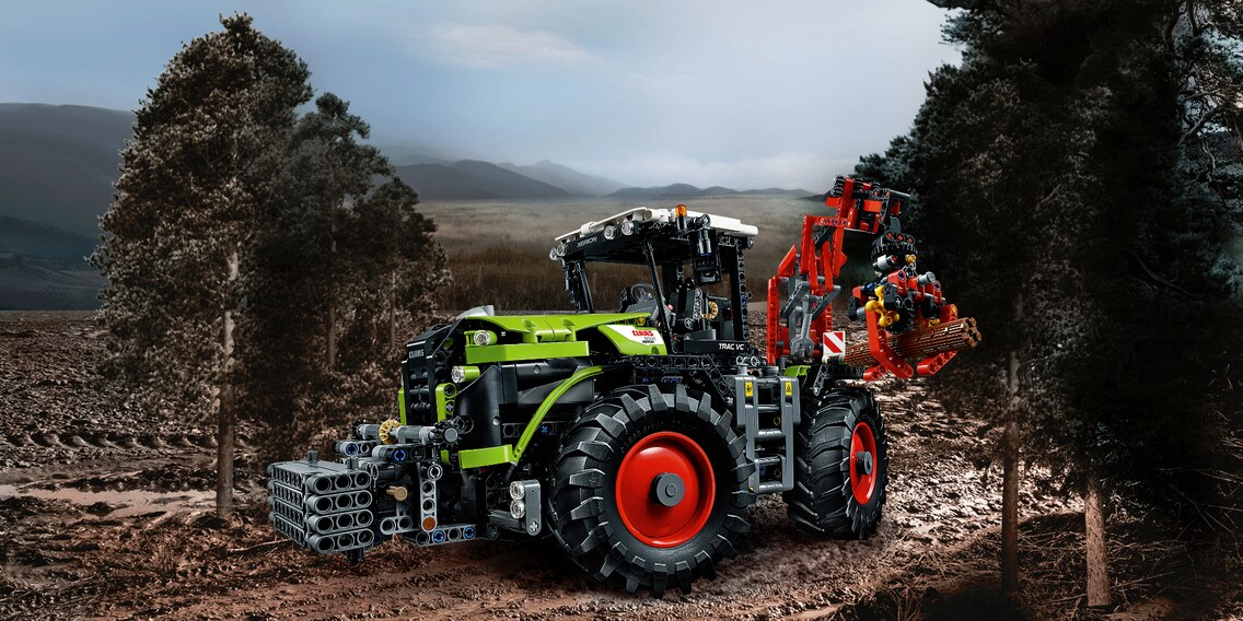 LEGO Technic Claas Xerion 5000 Trac VC di LEGO Technic Claas Xerion 5000 Trac VC