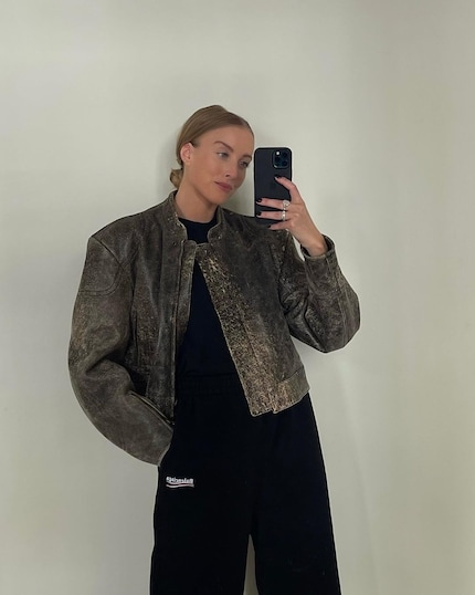 Ellen Claesson in Acne Studios. 