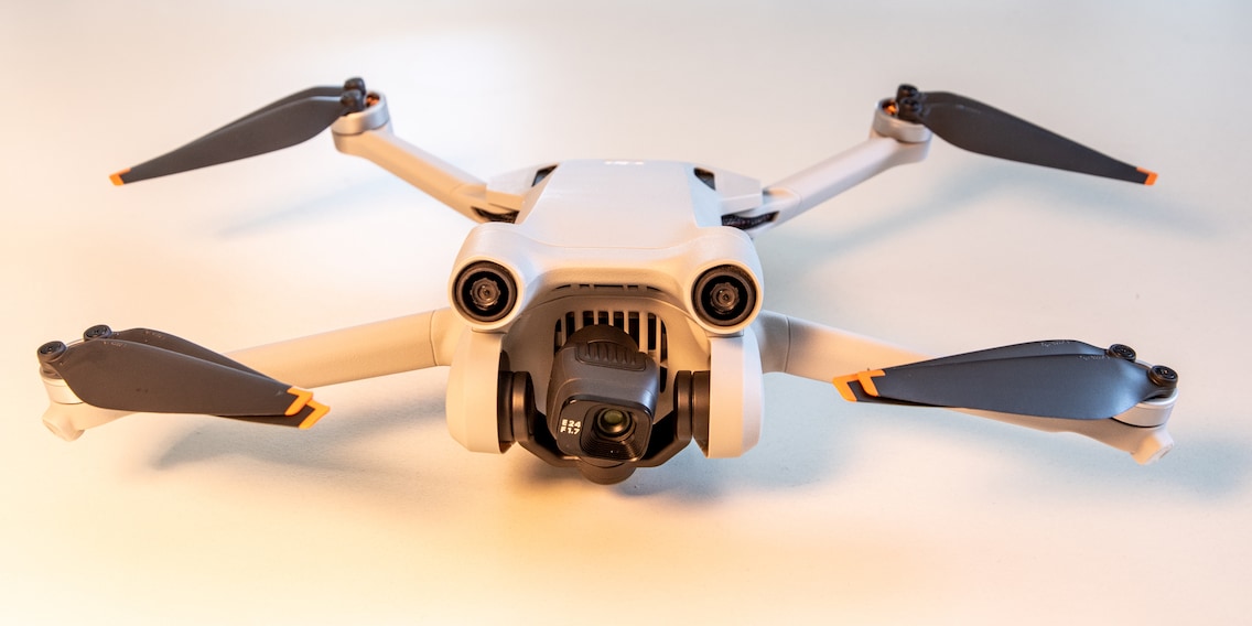 Nuovo drone DJI Mini 3 Pro: il piccolo cresce