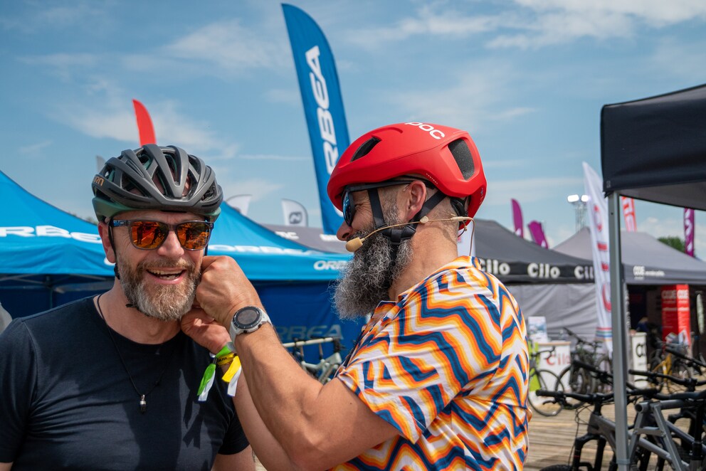 Tipps vom Profi in Sachen Helm und Brille.