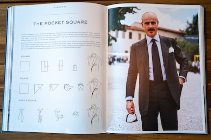 La pochette de costume n’est peut-être pas l’accessoire quotidien de monsieur Tout-le-Monde, mais porté au bon moment, au bon endroit et bien plié, il peut faire mouche.