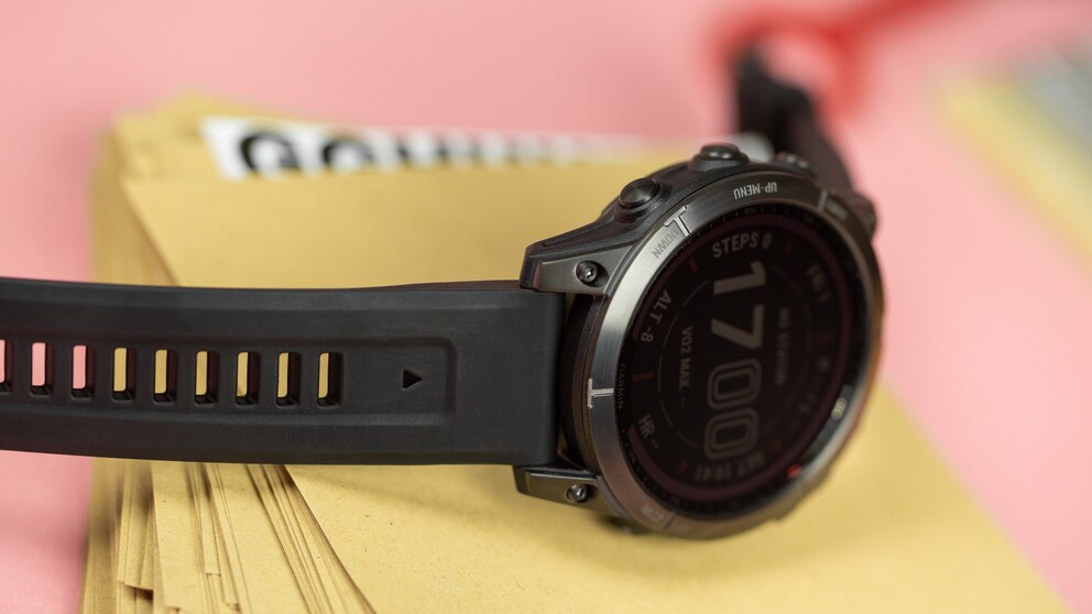 Die Garmin Fenix 7 hat ein markantes Design. / © NextPit