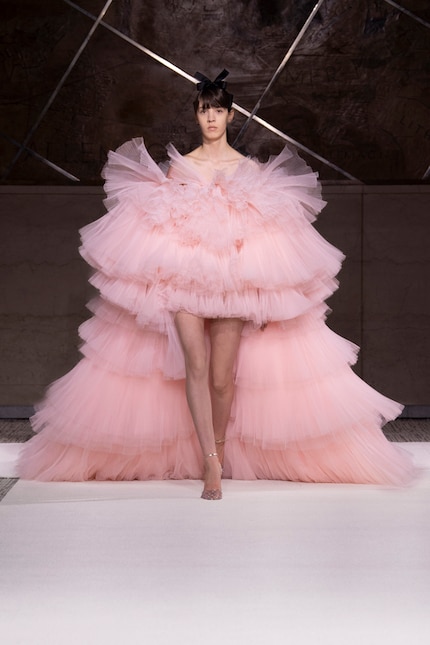 Giambattista Valli Frühling/Sommer '22